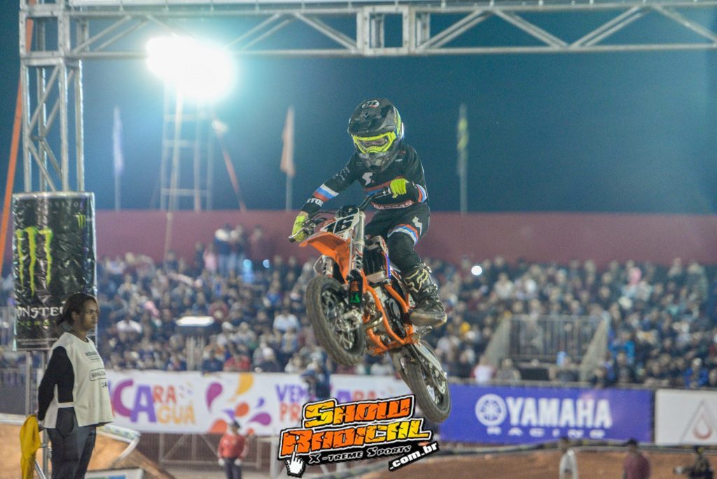 Trocas nas lideran&ccedil;as marcam segunda etapa do Arena Cross 2022 realizada em Caraguatatuba (SP)