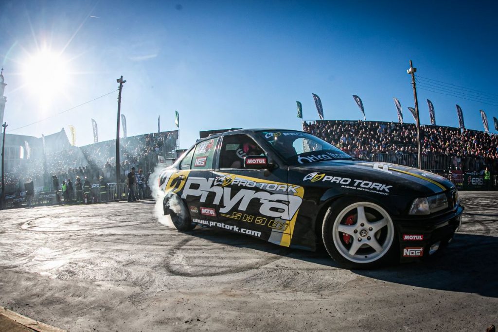 Bananalama prepara super produ&ccedil;&atilde;o para a Arena Radical M7