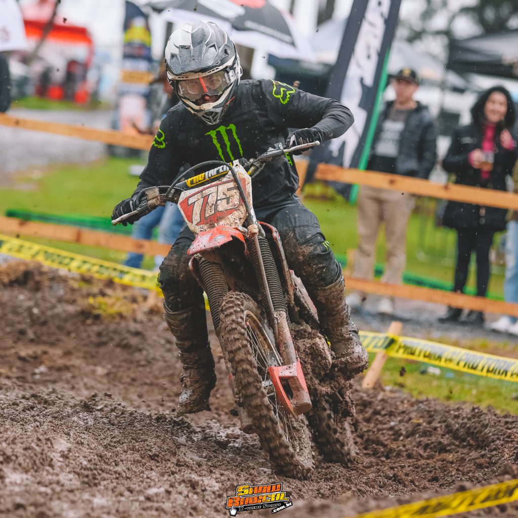 Arena Velocross marca retorno com direito a evento cheio de atra&ccedil;&otilde;es junto a ExpoIrati, saiba como foi.