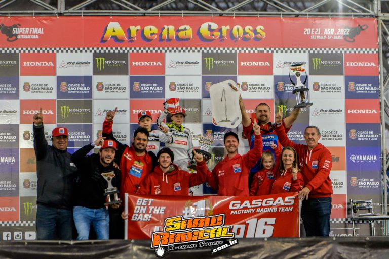 GasGas Racing Brasil é campeã no Arena Cross com Lorenzo #16