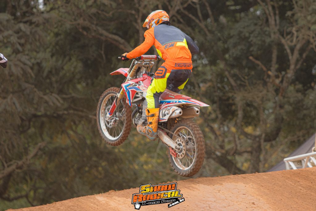 Etapa de abertura da Copa Machito School de Motocross conta com boas disputas e presen&ccedil;a de p&uacute;blico, confira os resultados de domingo.