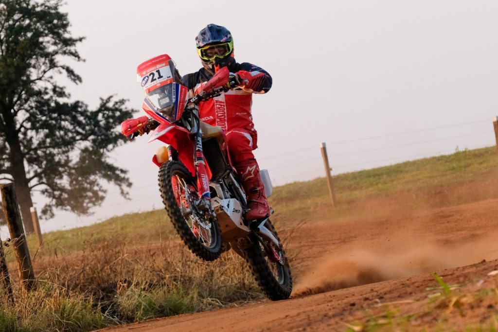 Bissinho Zavatti &eacute; segundo na geral do Sert&otilde;es e amplia lideran&ccedil;a na categoria Moto 2