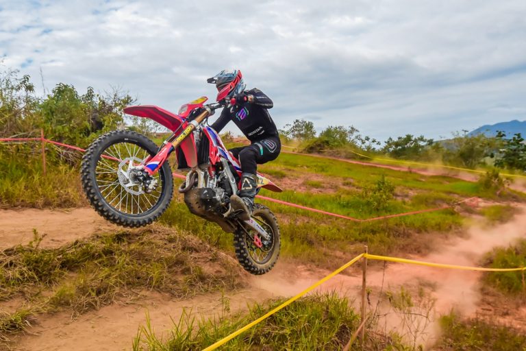 Equipe Honda Racing vai a Farroupilha (RS) para a sexta e penúltima etapa do Brasileiro de Enduro