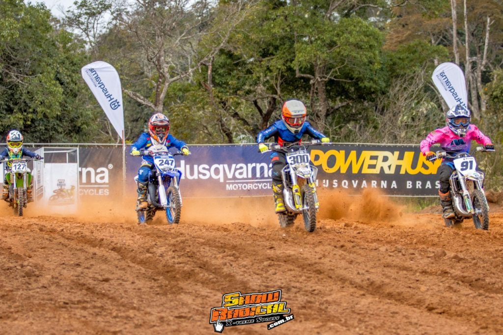 Treinos e provas marcam o primeiro dia de competi&ccedil;&atilde;o na Copa Machito School