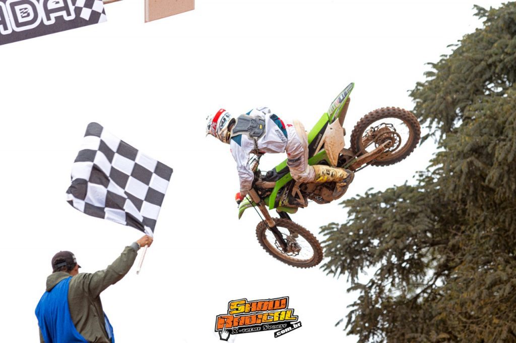 Etapa de abertura da Copa Machito School de Motocross conta com boas disputas e presen&ccedil;a de p&uacute;blico, confira os resultados de domingo.