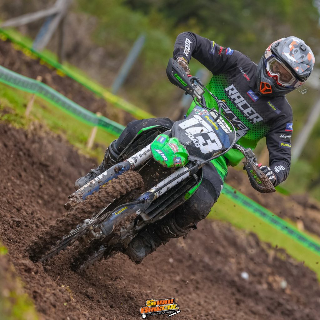 Arena Velocross marca retorno com direito a evento cheio de atra&ccedil;&otilde;es junto a ExpoIrati, saiba como foi.