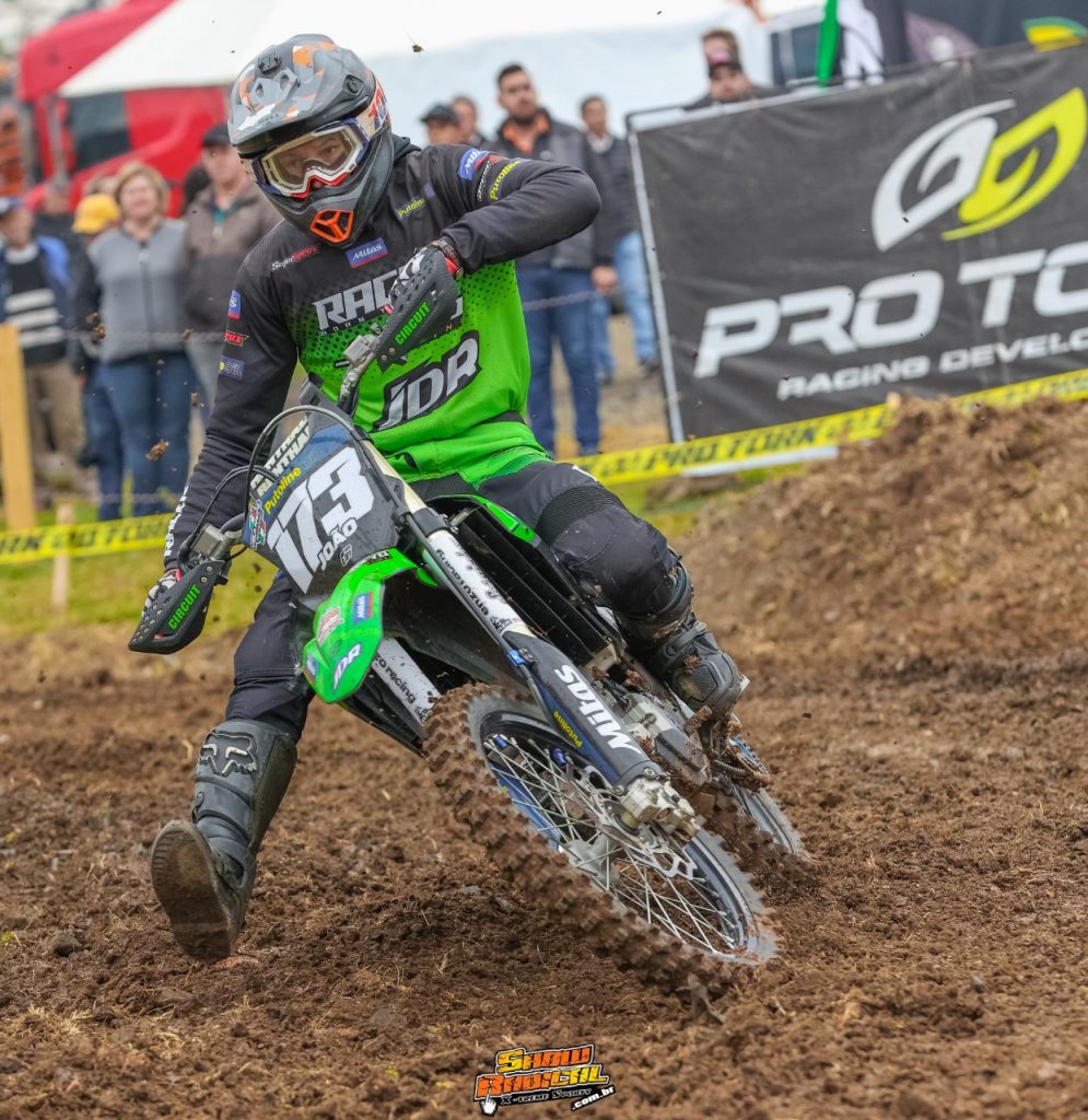 Arena Velocross marca retorno com direito a evento cheio de atra&ccedil;&otilde;es junto a ExpoIrati, saiba como foi.