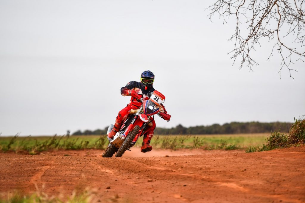 Com Zavatti na lideran&ccedil;a, equil&iacute;brio marca disputa das motos no Sert&otilde;es 2022