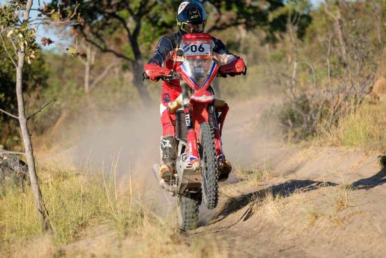 Bissinho Zavatti vence 9ª etapa do Sertões e amplia liderança na geral das motos