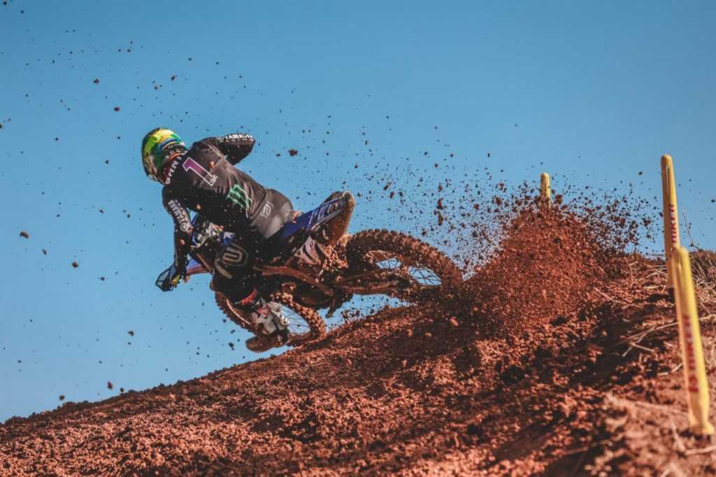 Em busca de t&iacute;tulos, Yamaha encara Super Final do Brasileiro de Motocross 2022