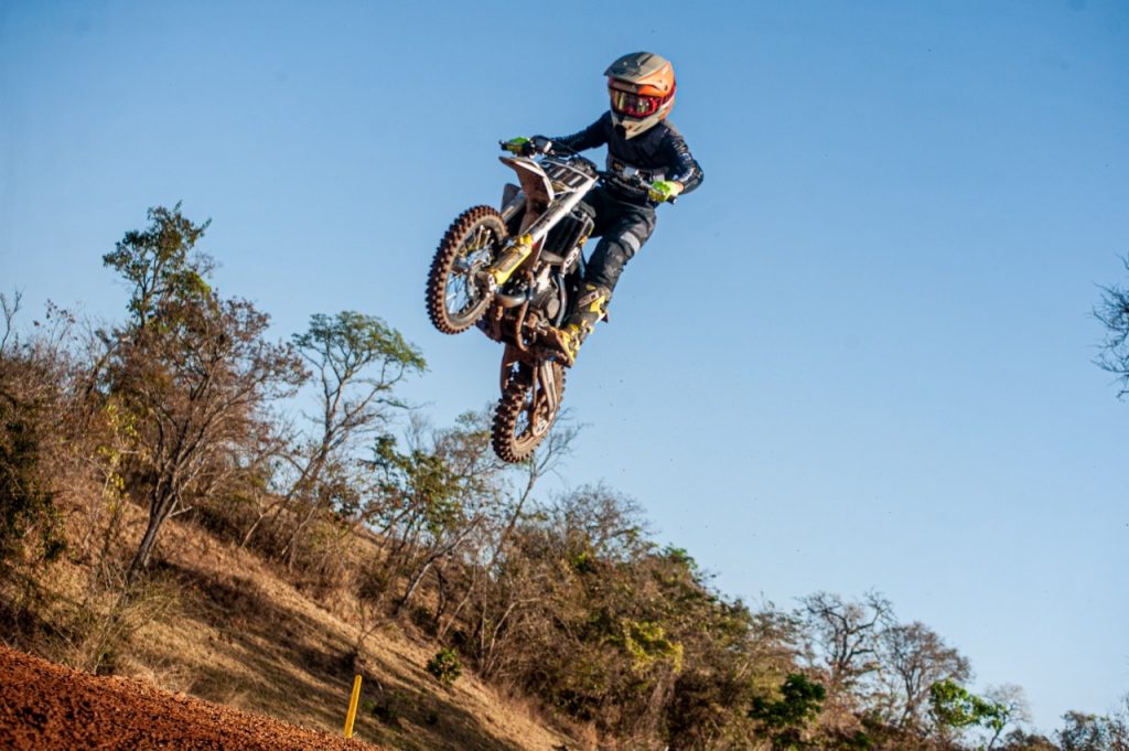 Husqvarna Power Husky/Goldentyre disputa a final do Brasileiro de Motocross neste fim de semana, em Santa Catarina