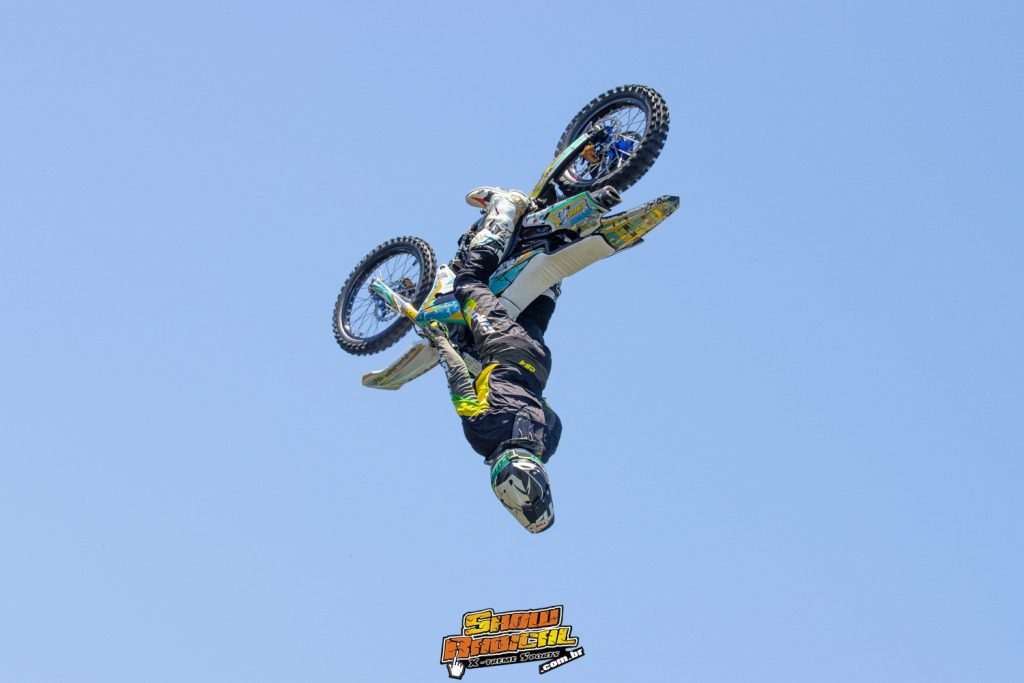 Jeff Campacci &eacute; campe&atilde;o do Arena Freestyle Show 2022