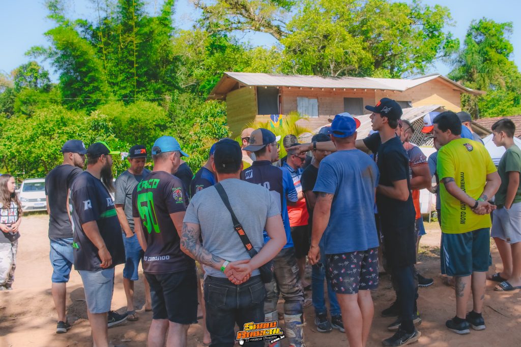 Mini Enduro do Lucas Dunka &eacute; sucesso total em sua primeira edi&ccedil;&atilde;o, confira quem foram os vencedores.