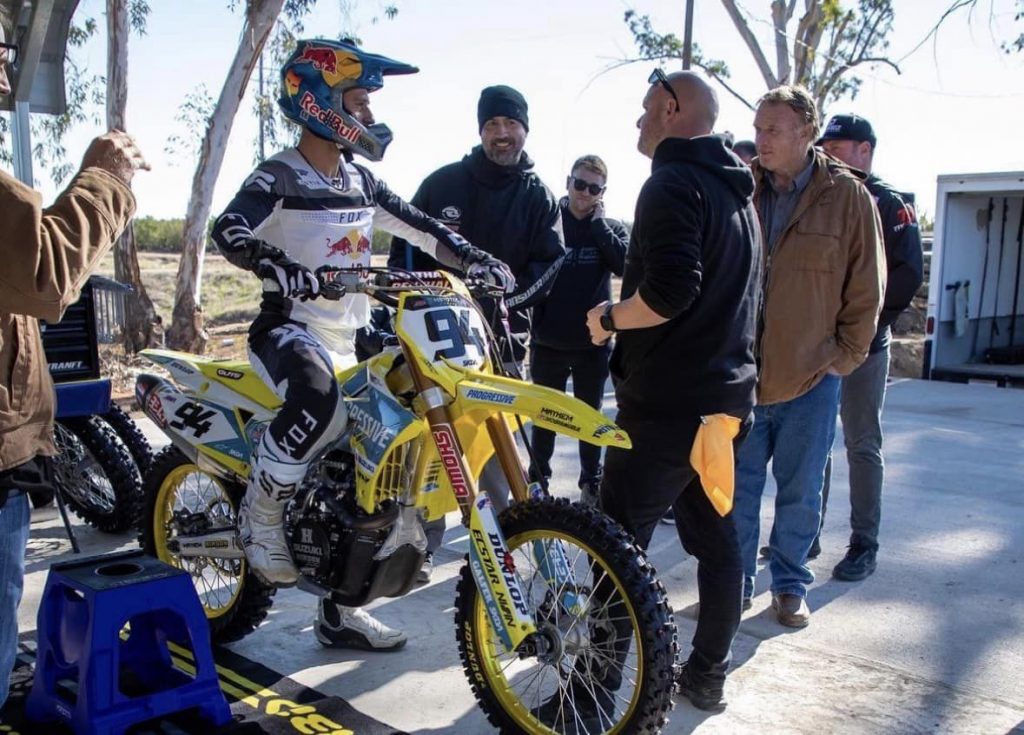Ken Roczen na Suzuki HEP MotorSports para o AMA SX 2023???