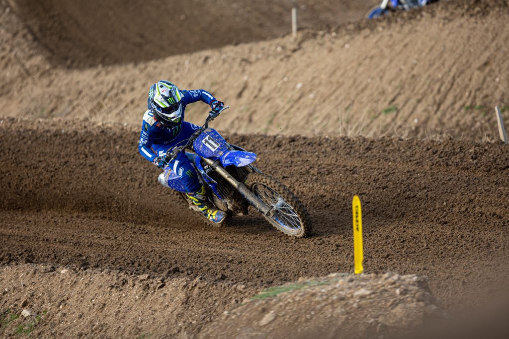 Carlos Campano #115, testa a nova Yamaha YZ 450F 2023 na Europa e conta no Show Radical o que achou do lan&ccedil;amento