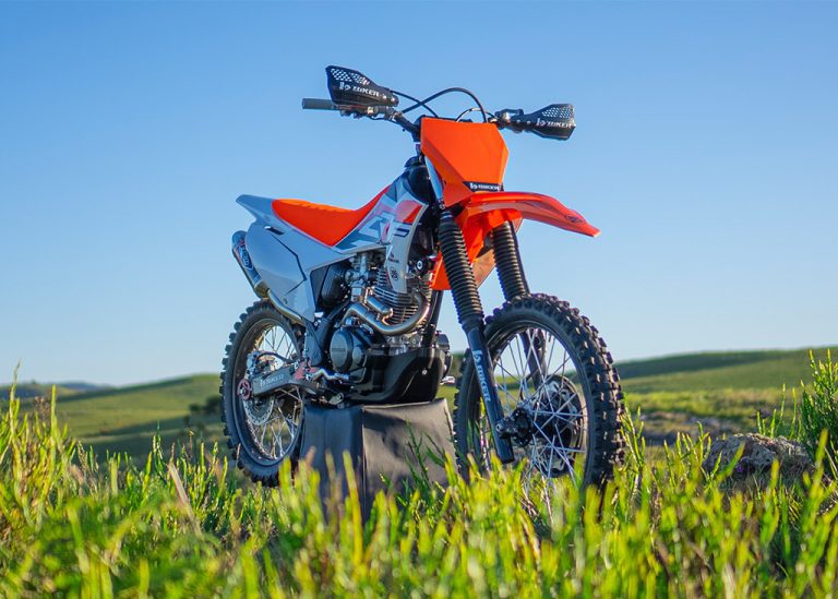 LANÇAMENTO: Biker apresenta NOVO Kit plástico MY23