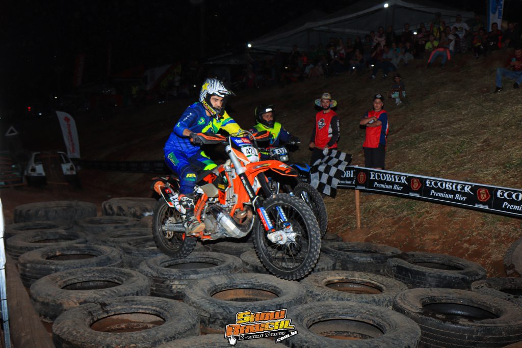 6&ordf; edi&ccedil;&atilde;o do Hard In Help come&ccedil;a com direito &agrave; muita disputa e grande presen&ccedil;a de p&uacute;blico no Pr&oacute;logo