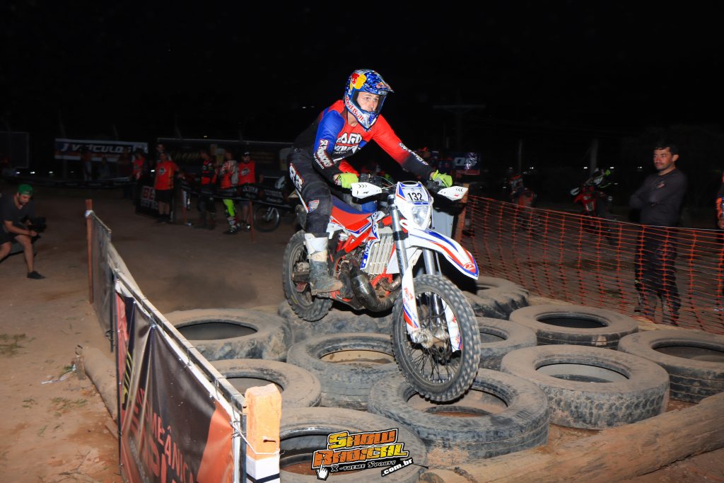 6&ordf; edi&ccedil;&atilde;o do Hard In Help come&ccedil;a com direito &agrave; muita disputa e grande presen&ccedil;a de p&uacute;blico no Pr&oacute;logo