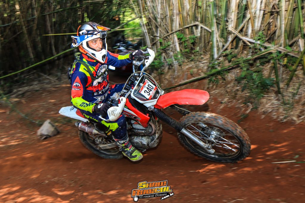 Considerada a prova mais dif&iacute;cil do ano, a 6&ordf; edi&ccedil;&atilde;o do Hard In Help definiu os campe&otilde;es da temporada do Hard Enduro nacional.