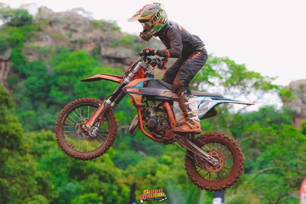 Resultados de s&aacute;bado na 7&ordf; etapa do Goiano de Motocross – Para&uacute;na/GO