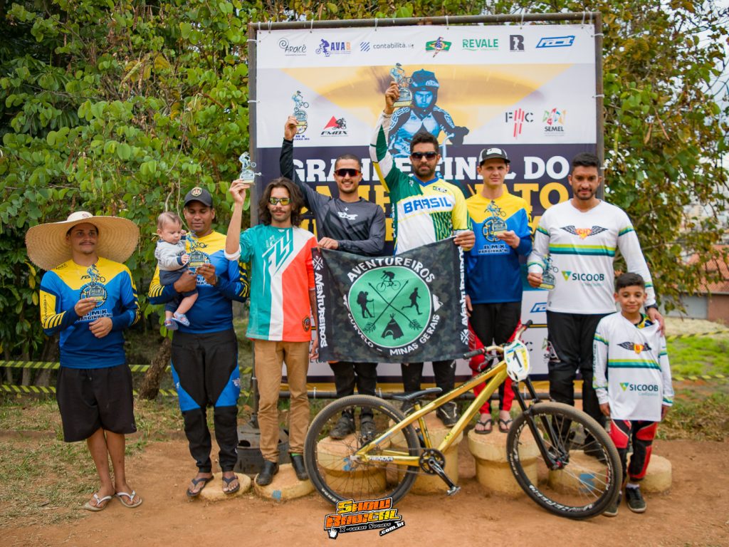 Final do Mineiro de BMX em Varginha/MG reuniu atletas de 4 estados em disputa pelo t&iacute;tulo da temporada.