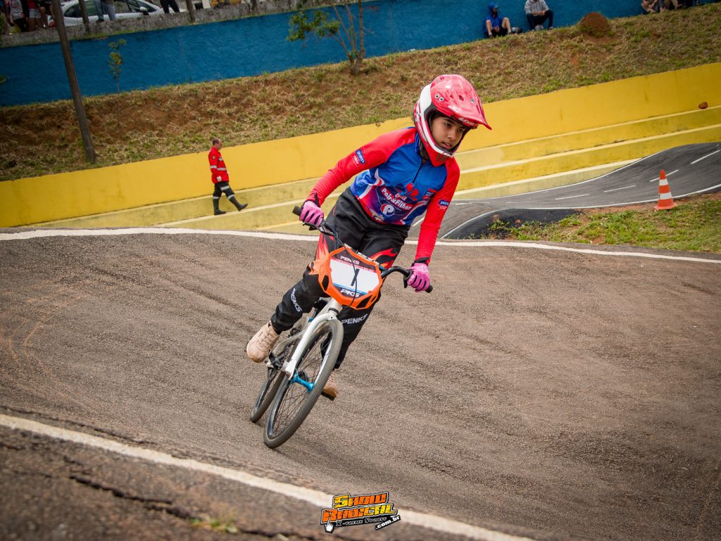 Final do Mineiro de BMX em Varginha/MG reuniu atletas de 4 estados em disputa pelo t&iacute;tulo da temporada.