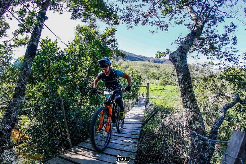 Sense E-MTB Endurance apresenta formato inovador e desbrava as trilhas da Serra da Canastra