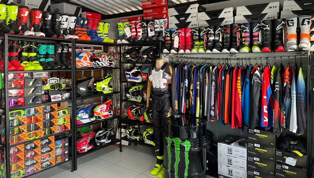 Conhe&ccedil;a a loja FIQUEI Racing de An&aacute;polis GO para todo Brasil com vendas online