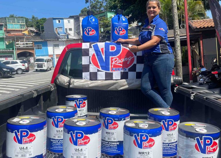 Compre sua gasolina VP Racing Fuel na loja JP Racing e receba na corrida