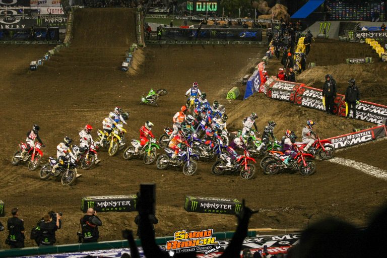 1ª etapa do AMA Supercross 2023, resultados e vídeos das baterias | Anaheim 1