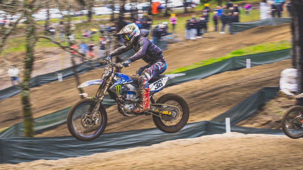 Espanhol de MX: R&uacute;ben Fernandez vence e Campano assume a lideran&ccedil;a da MX1. Saiba como foram os brasileiros.