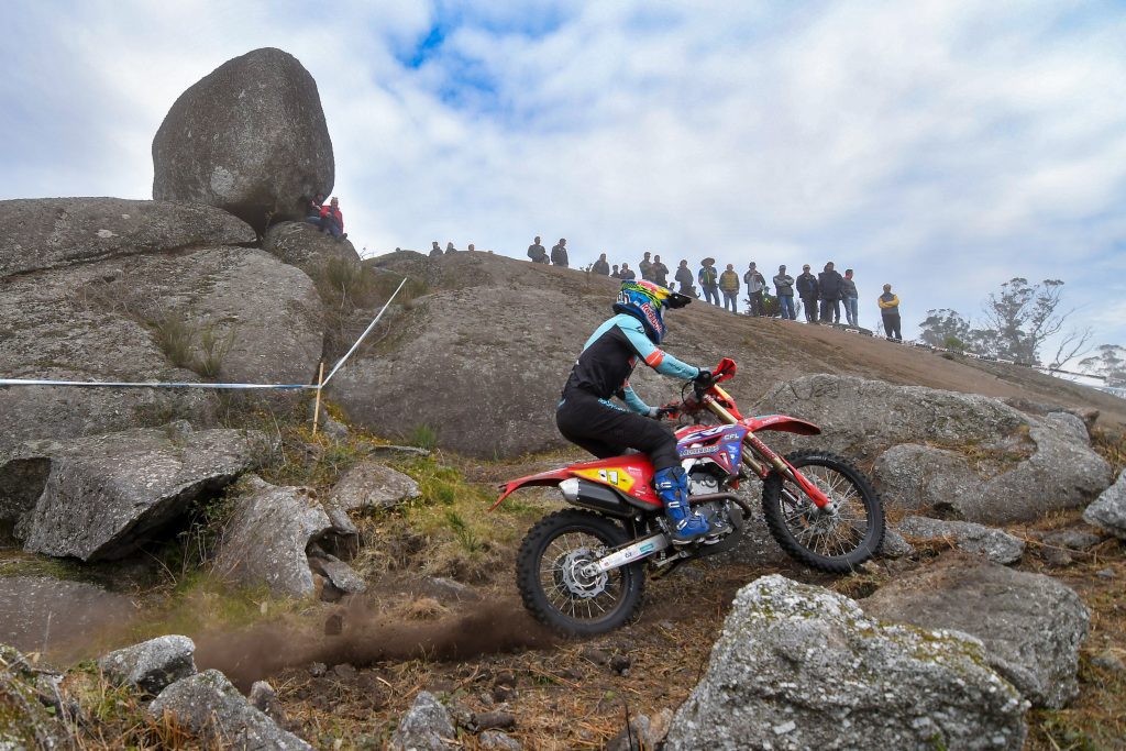 Bruno Crivilin vence segunda etapa do Campeonato Portugu&ecirc;s de Enduro