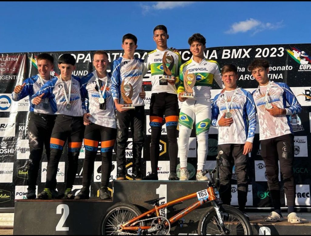 Bruno Oliveira vence etapa do Latino Americano de BMX, na Argentina.