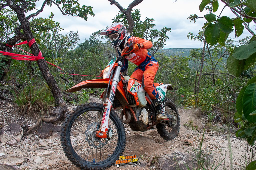 Resultados de s&aacute;bado na 2&ordf; rodada do Brasileiro de Enduro | Patroc&iacute;nio/MG