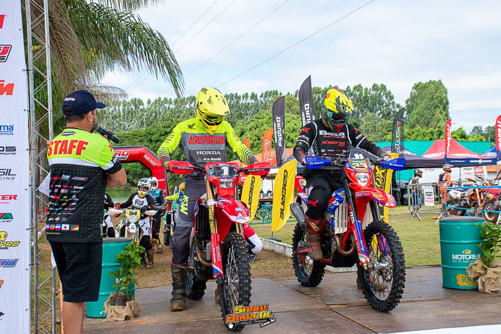 Resultados de s&aacute;bado na 2&ordf; rodada do Brasileiro de Enduro | Patroc&iacute;nio/MG