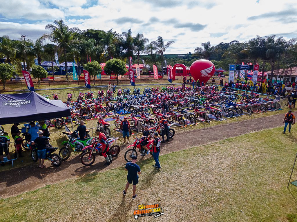 Resultados de s&aacute;bado na 2&ordf; rodada do Brasileiro de Enduro | Patroc&iacute;nio/MG