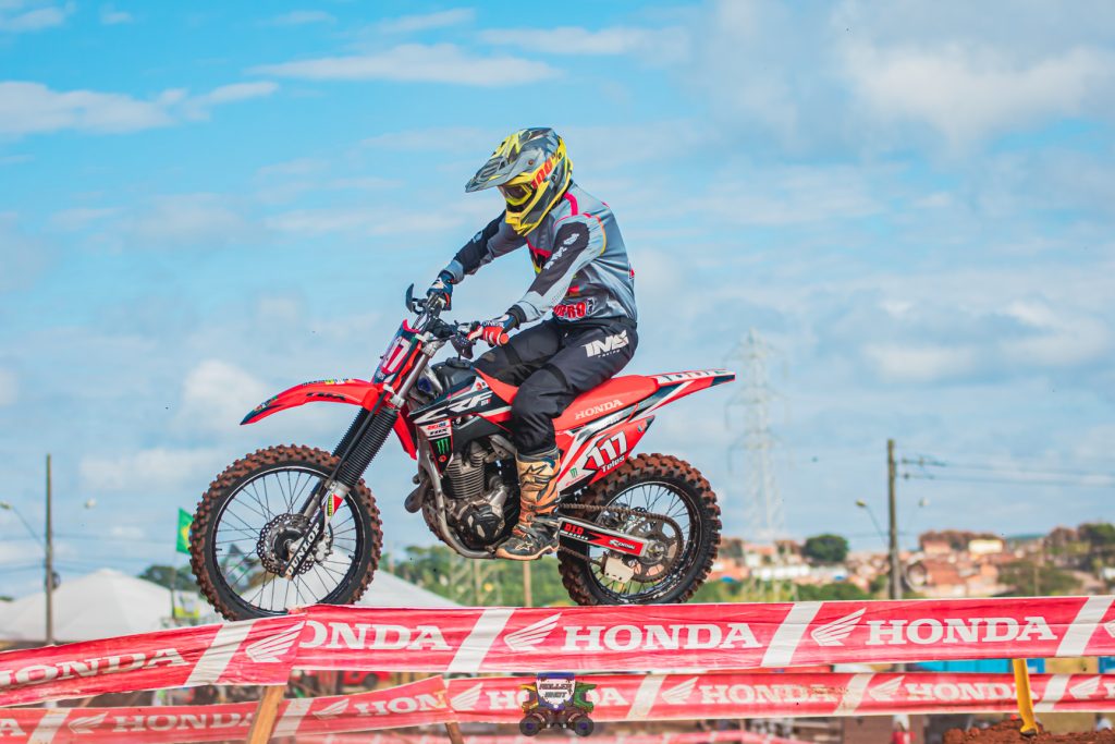 Sol forte, casa cheia e gates lotados! Confira os resultados de domingo na 3&ordf; etapa da Copa S&atilde;o Rafael, em Cap&atilde;o Bonito/SP