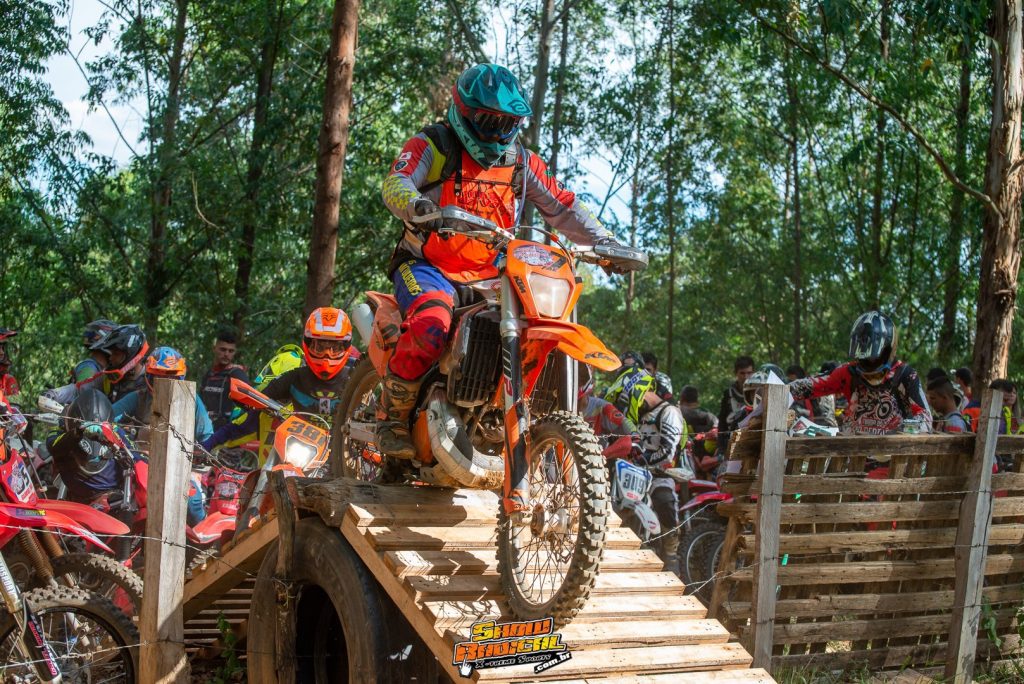 4&ordf; edi&ccedil;&atilde;o da Trilha da V&oacute; Judite re&uacute;ne mais de 400 motos em El&oacute;i Mendes/MG.