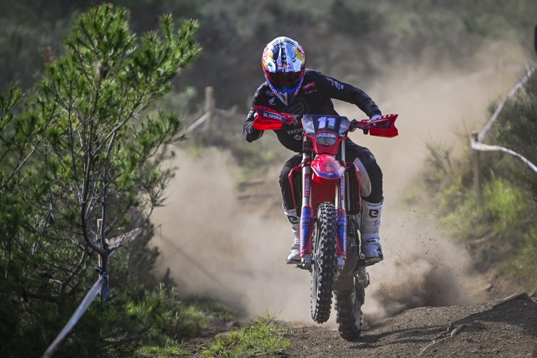Bruno Crivilin compete na Espanha pela segunda etapa do Mundial de Enduro 2023