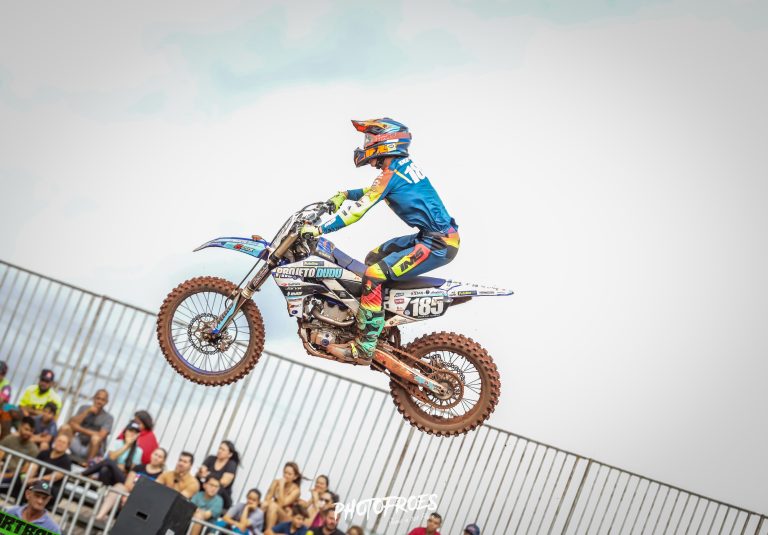 Projeto Dudu: Dudu Volpato vence MX2 e MX2Jr na 3ª etapa do Paranaense de Motocross.