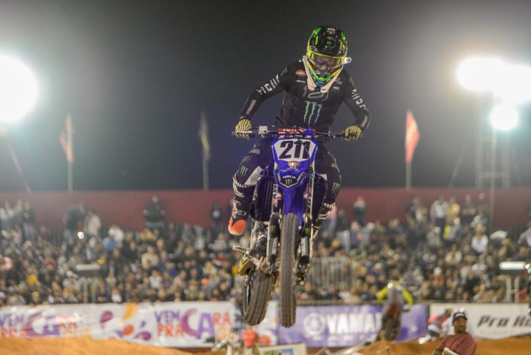 Novos pilotos, duelos antigos e mistura de gerações são atrações do Arena Cross 2023