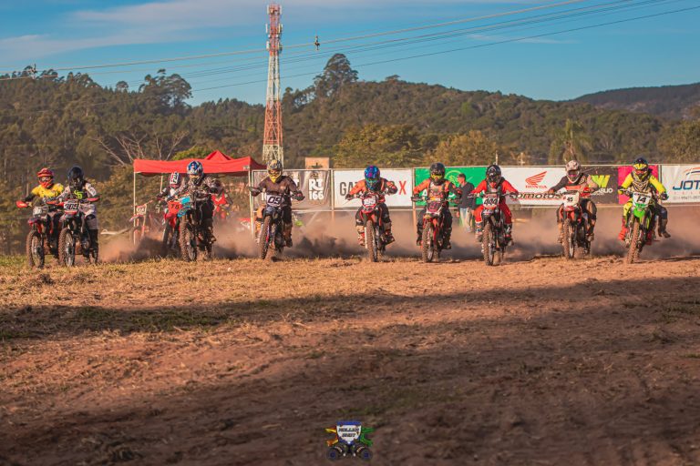 Copa Papiro São Rafael de Motocross tem sábado de treinos e provas em Bom Sucesso do Itararé/SP, confira os resultados.