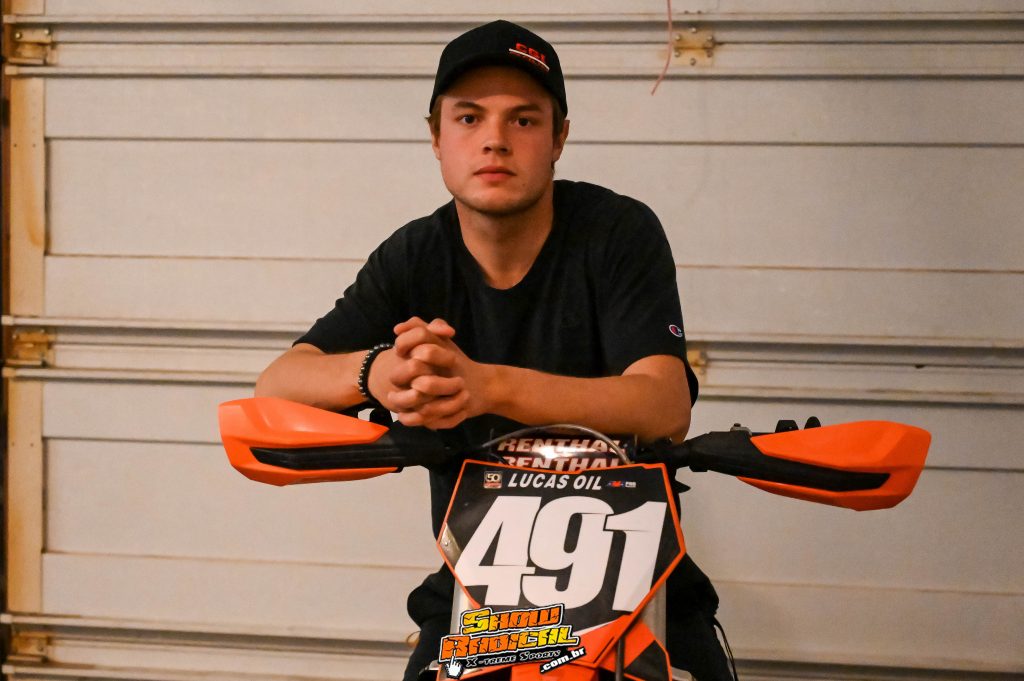 Rumo ao AMA MX: Gabe Gutierres #491 competir&aacute; na 450cc na temporada 2023