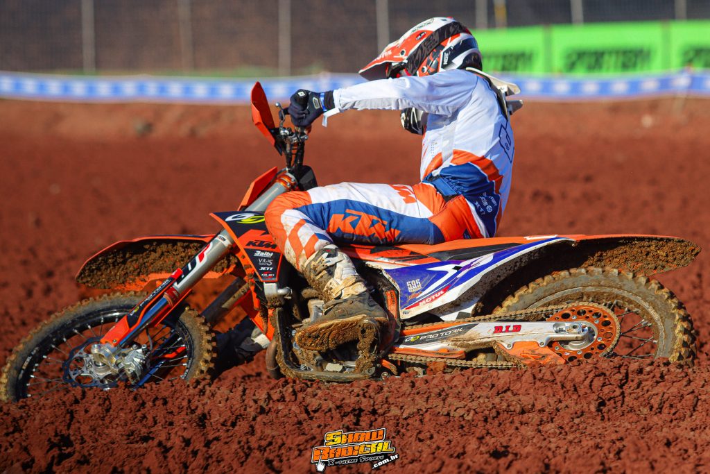 BRMX: Be Tiburcio tem fim de semana marcante em Interlagos com a primeira vit&oacute;ria na MX2 e a dupla vit&oacute;ria na MX2Jr.