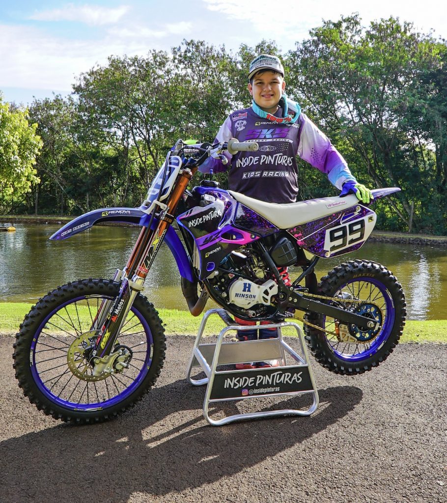Kids Racing Team acelerando com os conjuntos SK Sports Racing nas maiores competi&ccedil;&otilde;es do Brasil