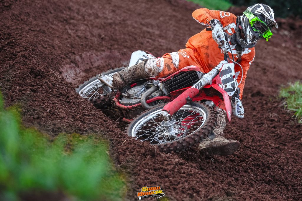 Com direito a recorde de pilotos, Brasileiro de Velocross realiza quatro provas nesse s&aacute;bado em Arroio de Meio/RS