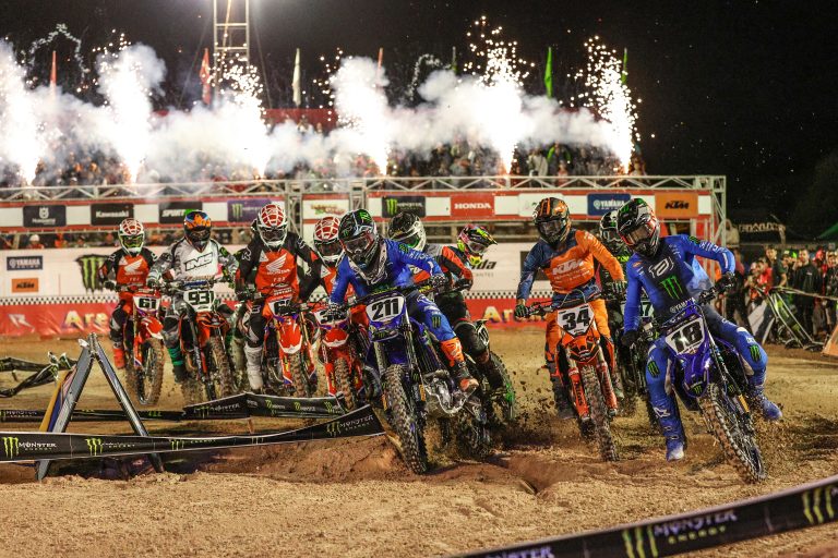 Líder da categoria principal, Yamaha disputa a 2ª etapa do Arena Cross 2023 neste sábado