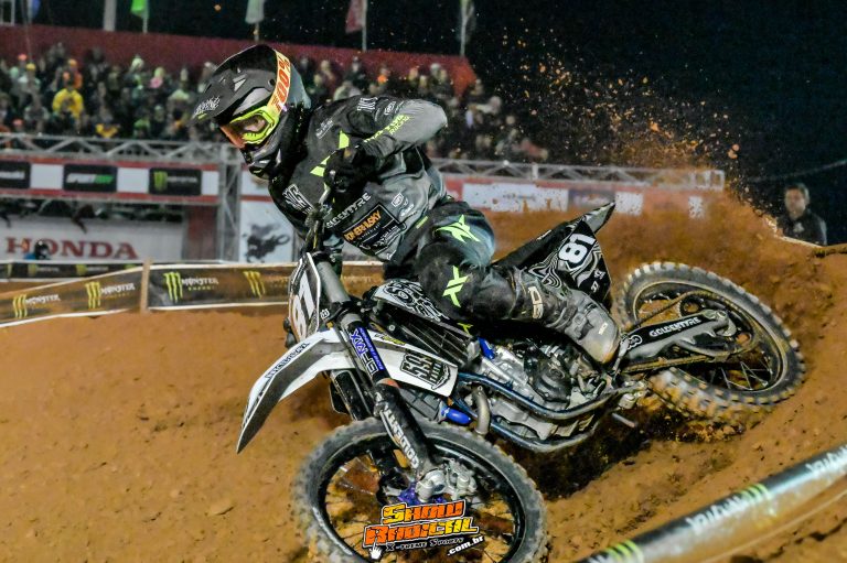 Gabriel Cirino encara a Super Final do Arena Cross nessa sexta e sábado no Anhembi