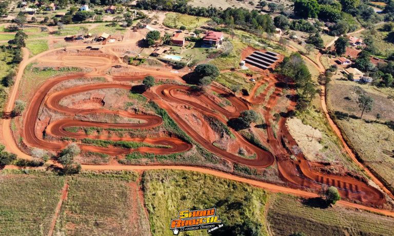 Balbi Jr. constrói pista de SX no CT 582 para preparação do time KTM Racing Brasil