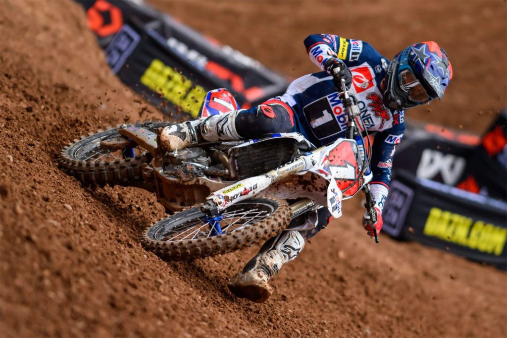 WSX: Ken Roczen e Shane McElrath vencem na Gr&atilde;-Bretanha, Enzo Lopes &eacute; top 3, confira os resultados